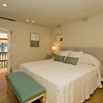 Riva Yacht Hvar Town Apartment