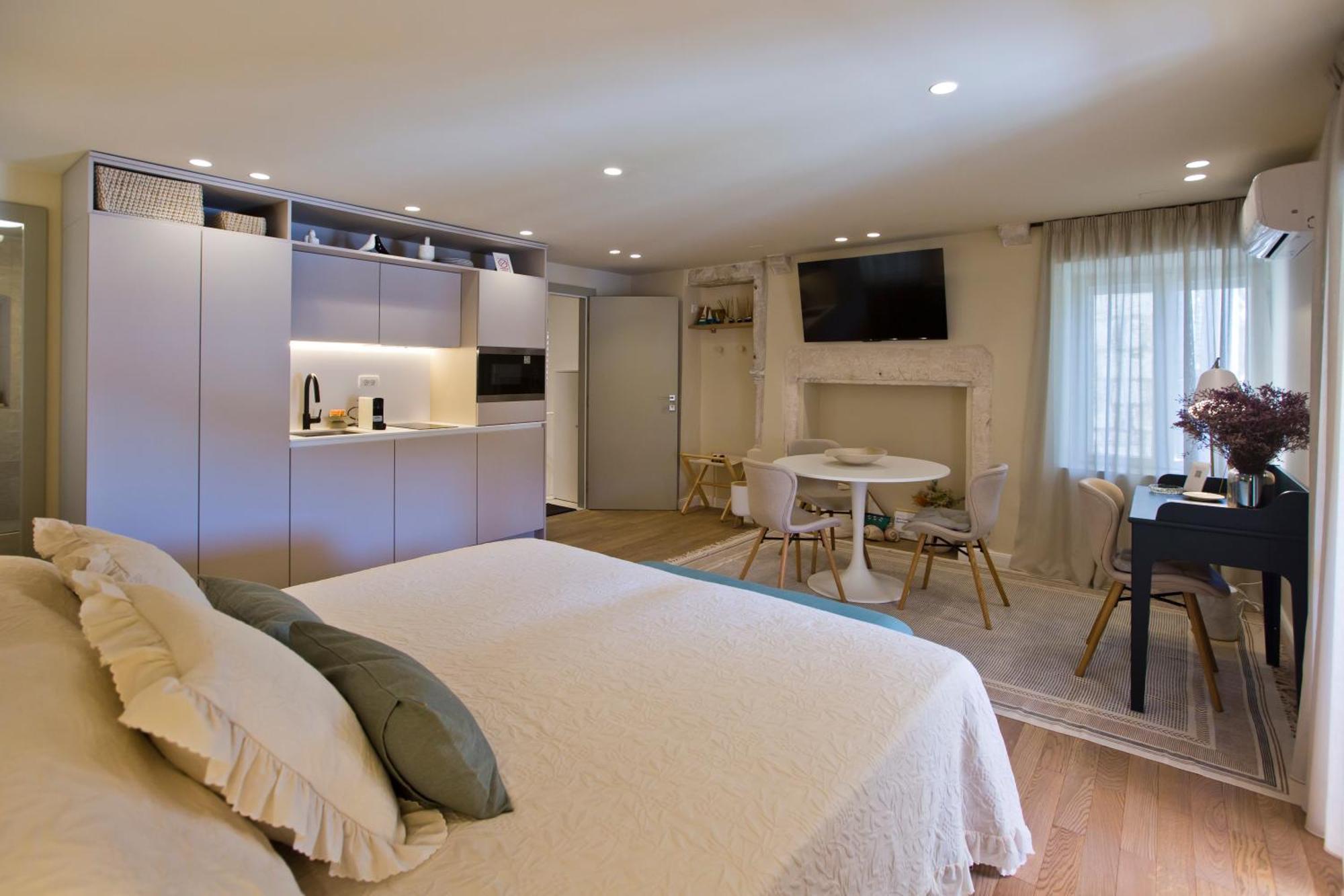 Riva Yacht Apartment